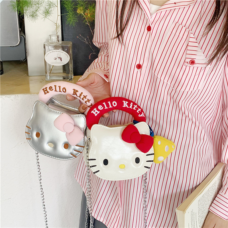 Sanrio Hello Kitty crossbody m - Luxury Bags In Japan recensione e prezzo