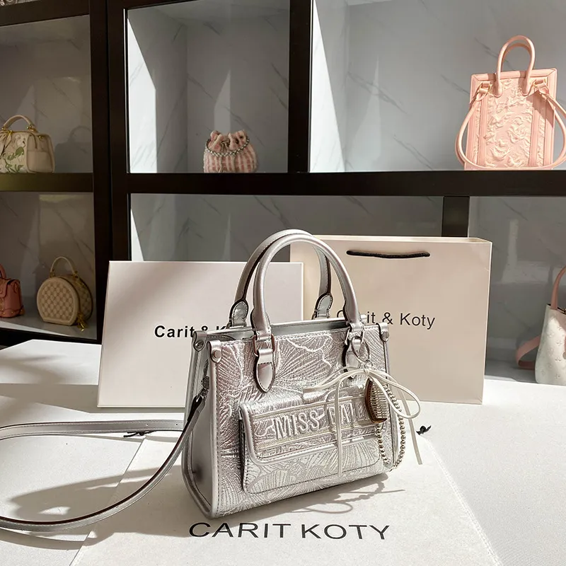 Luxury Handbag Designer Free S - Luxury Bags Direct recensione e prezzo