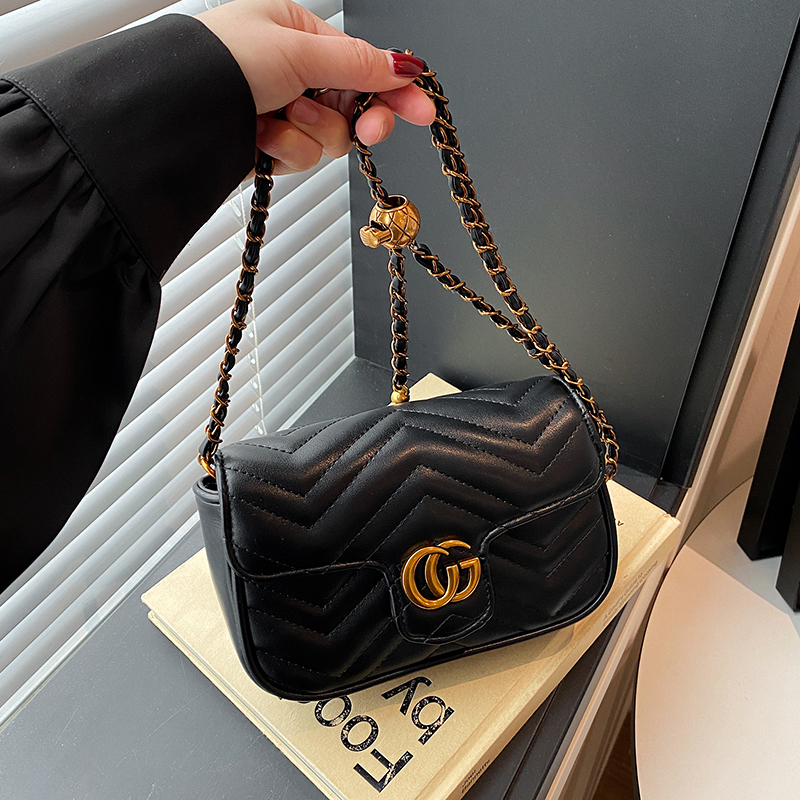 Elegant Leather Classic Design - Luxury Bags Paris recensione e prezzo