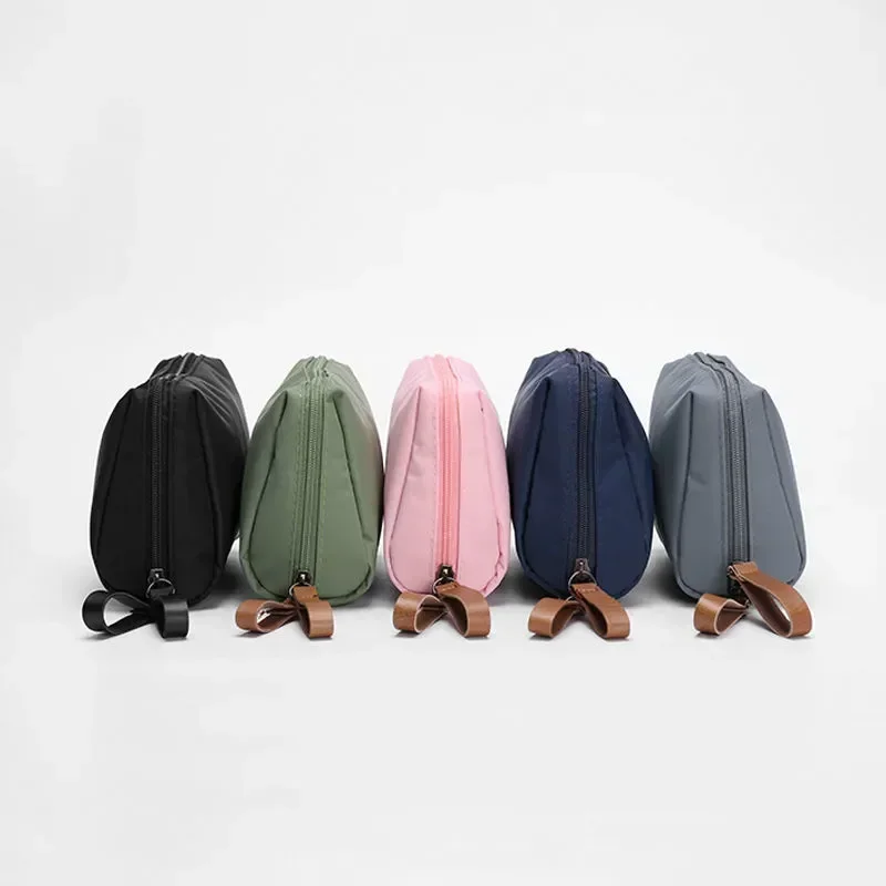 New Simple Women Cosmetic Bag  - Luxury Bags Korea recensione e prezzo