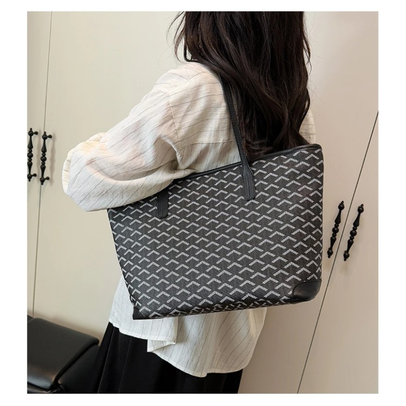 Classic Designer Paris Diaper  - Luxury Bags Paris recensione e prezzo