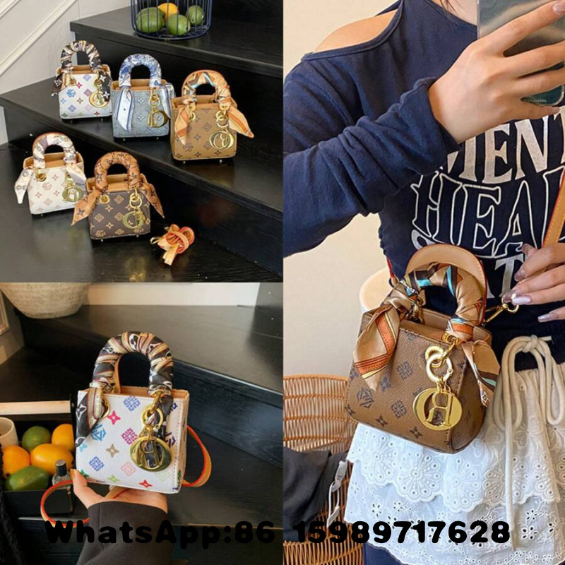 Ele Medium Size Retro Print Di - Luxury Bags Medium Size recensione e prezzo