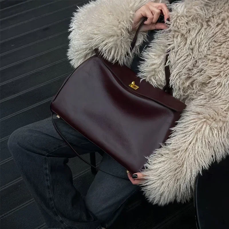 New Women's Large Capacity Lea - Xl Luxury Bags recensione e prezzo