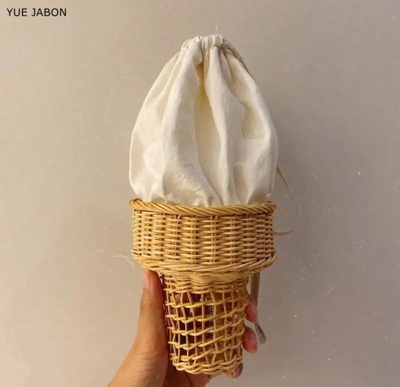 Ice Cream Design Woven Bag Swe - Luxury Bags Korea recensione e prezzo
