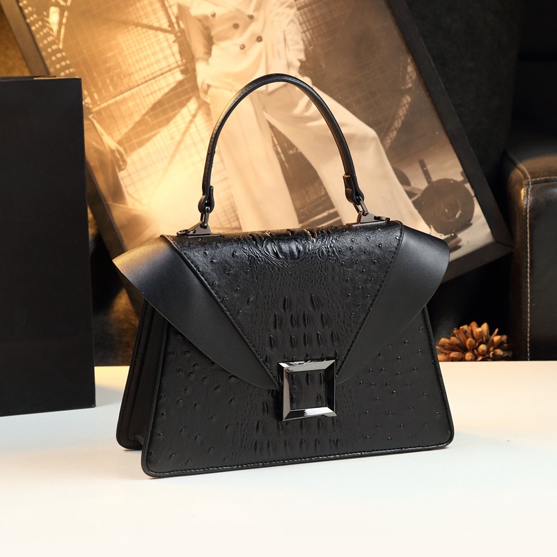 Diaper Bag Leather Crossbody H - Luxury Bags Paris recensione e prezzo