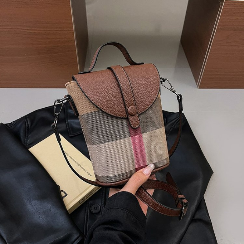 Chic-casual 2025 New Ladies Lu - Luxury Bags Paris recensione e prezzo
