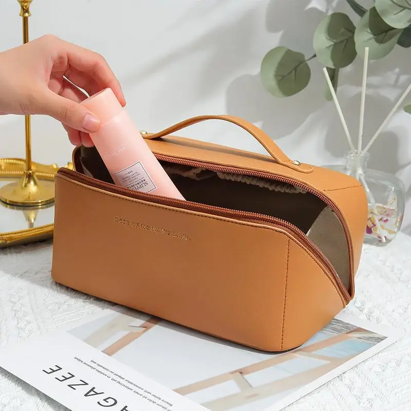 Organizer Female Toiletry Kit  - Luxury Ziploc Bags recensione e prezzo