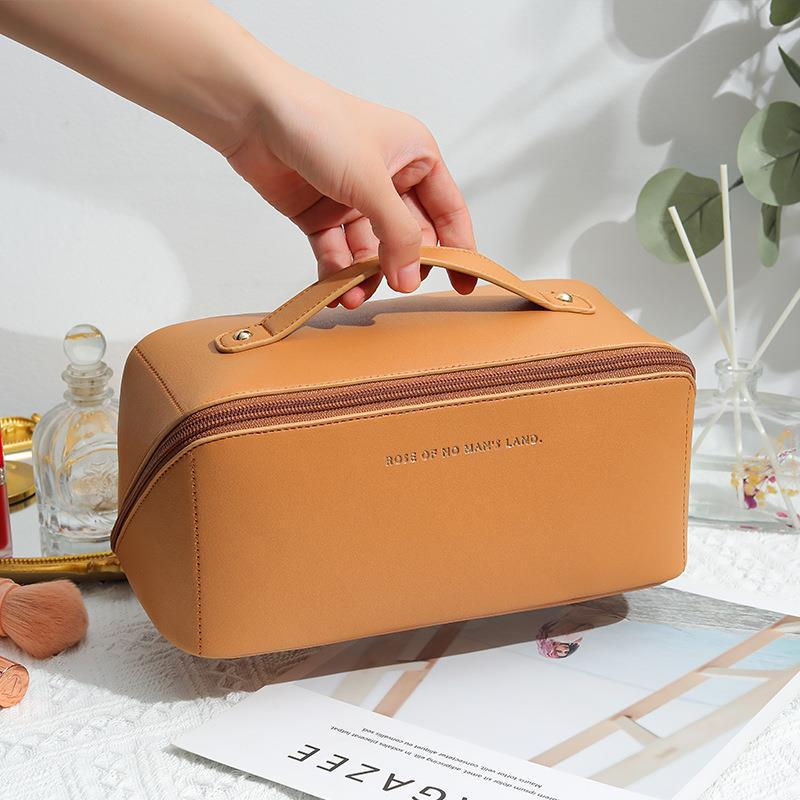 Organizer Female Toiletry Kit  - Luxury Ziploc Bags recensione e prezzo