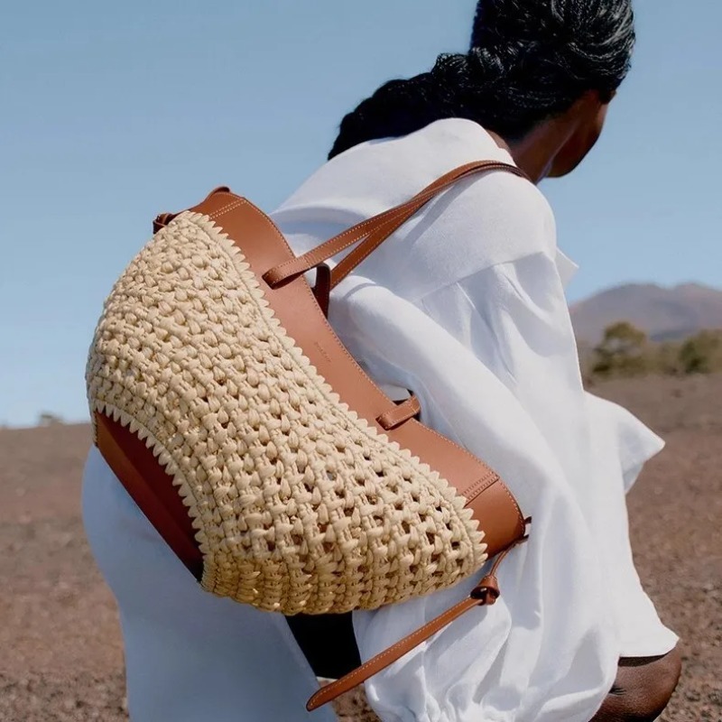 Women's Woven Top-handle Bag L - Luxury Bags Medium Size recensione e prezzo