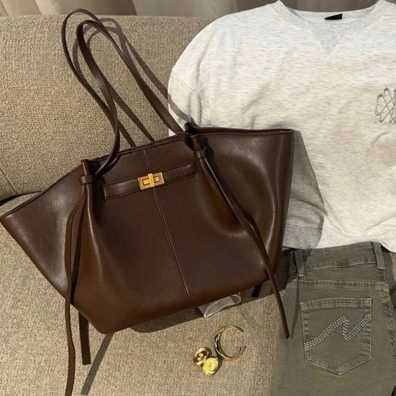 2026 Women's Summer Large Capa - Luxury Bags Korea recensione e prezzo