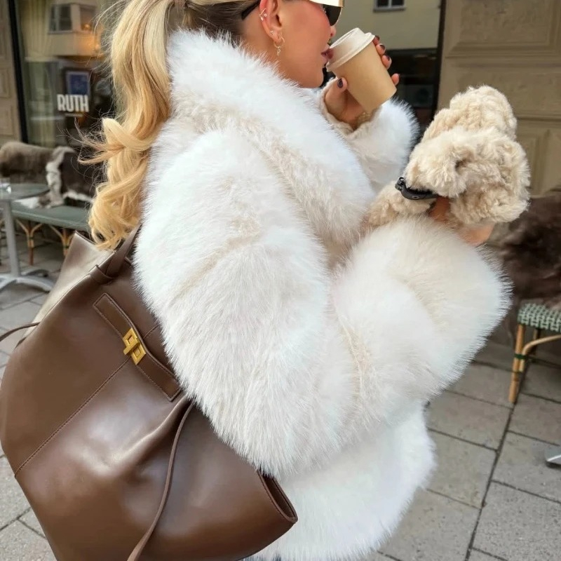 2026 Women's Summer Large Capa - Luxury Bags Korea recensione e prezzo