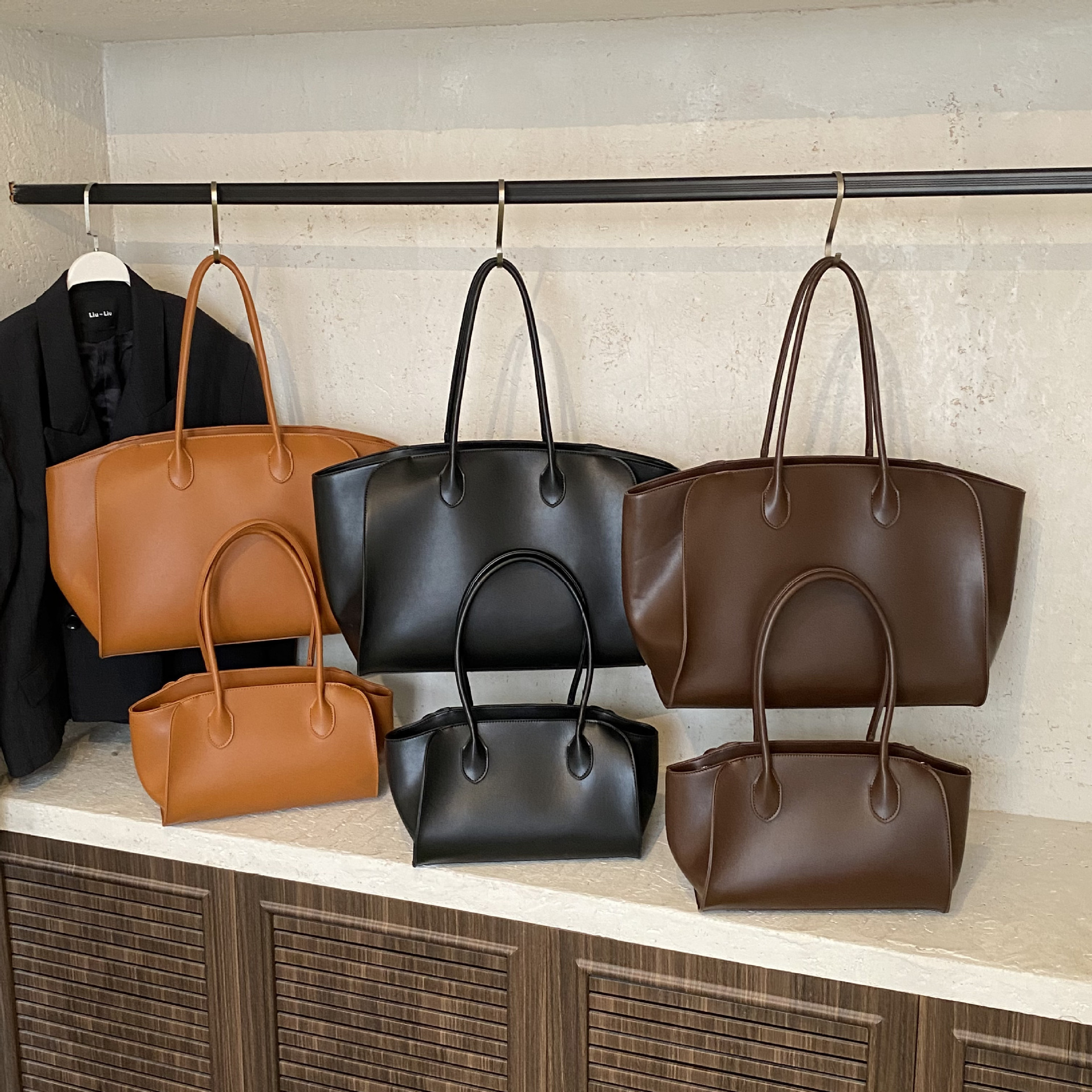 Luxury Women's Large Tote Bag  - Luxury Bags Medium Size recensione e prezzo
